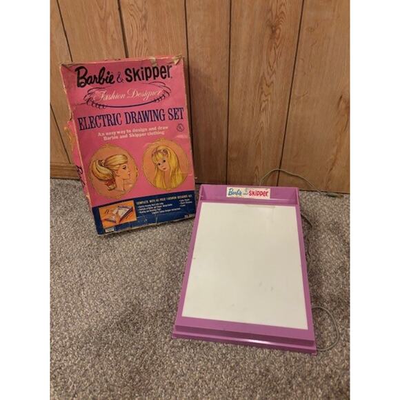 Vintage 1965 Barbie & Skipper Electric Drawing Set 1965 - Picture 1 of 1